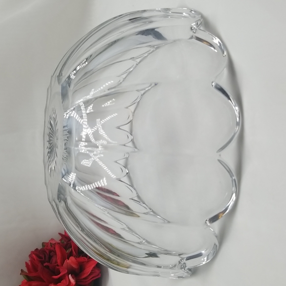 Heisey Colonial Pattern Serving Bowl - Picture 9 of 12